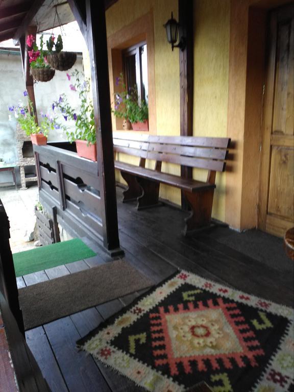 Vila Dariana วาตราดอร์เนย์ ภายนอก รูปภาพ